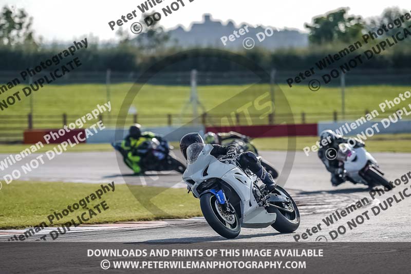 donington no limits trackday;donington park photographs;donington trackday photographs;no limits trackdays;peter wileman photography;trackday digital images;trackday photos